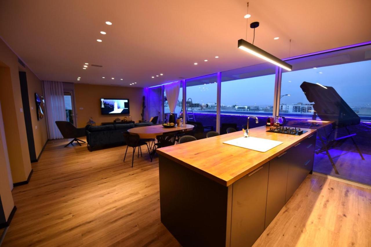 Private Pool Luxury Penthouses Sea View Eilat Exterior photo