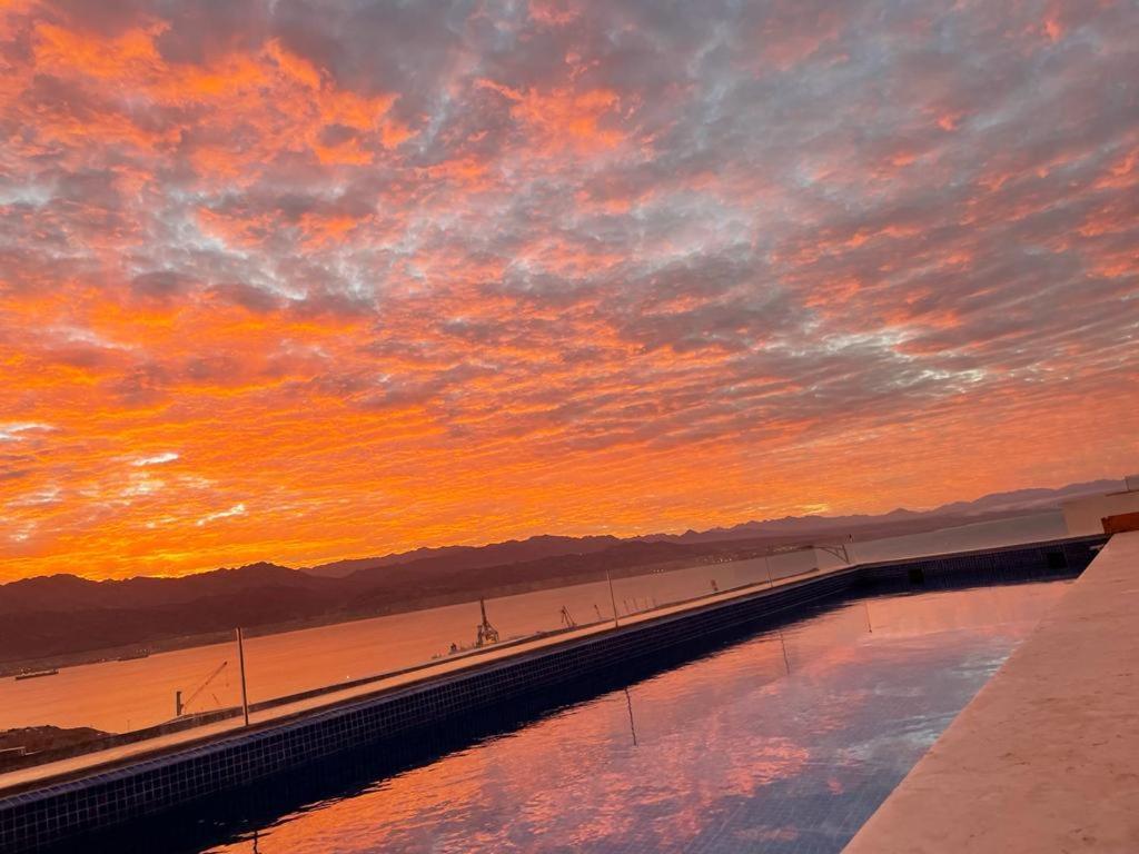 Private Pool Luxury Penthouses Sea View Eilat Exterior photo